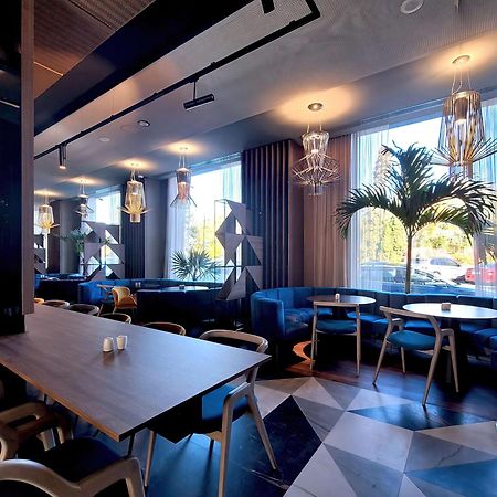布拉索夫奥鲁姆丽笙酒店 外观 照片 Restaurant
